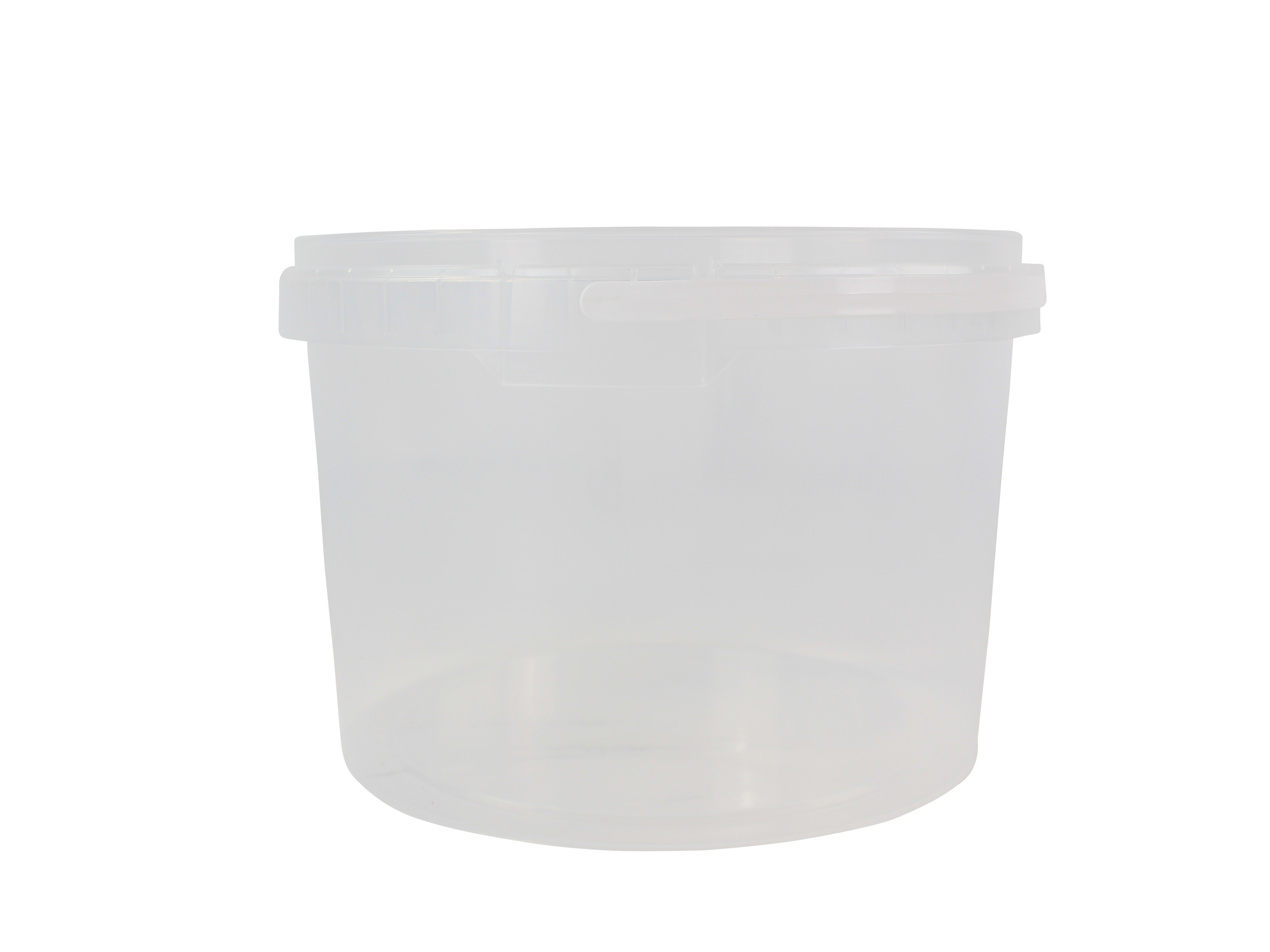 Waterproof plastic bucket 